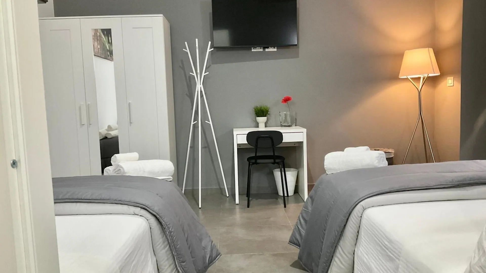 Appartamento Alle Porte Del Castello 23 Catania
